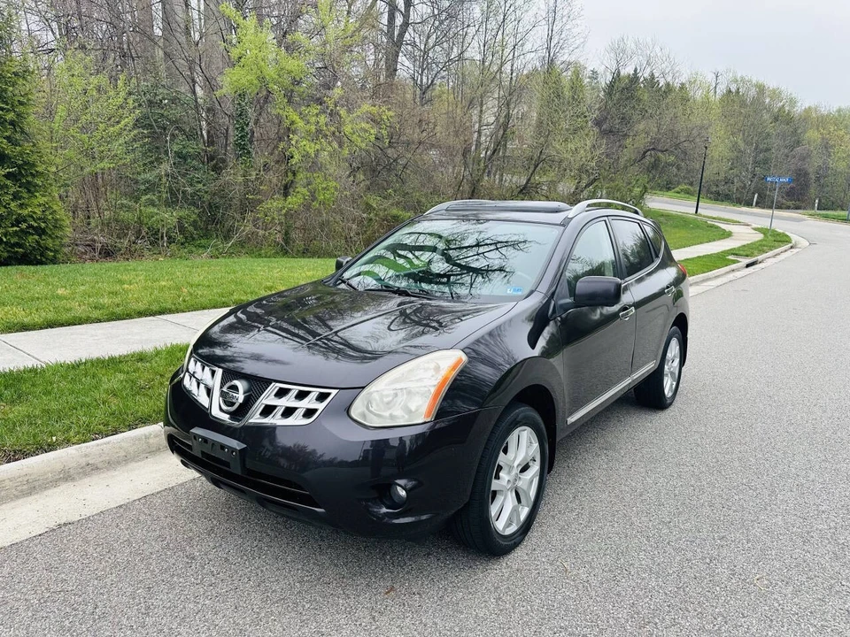 2012 Nissan Rogue - Image 2 of 20