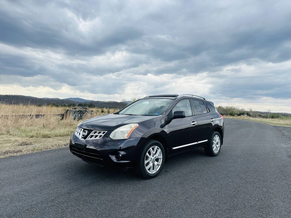2012 Nissan Rogue - Image 2 of 21