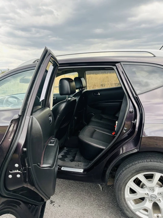 2012 Nissan Rogue - Image 18 of 21