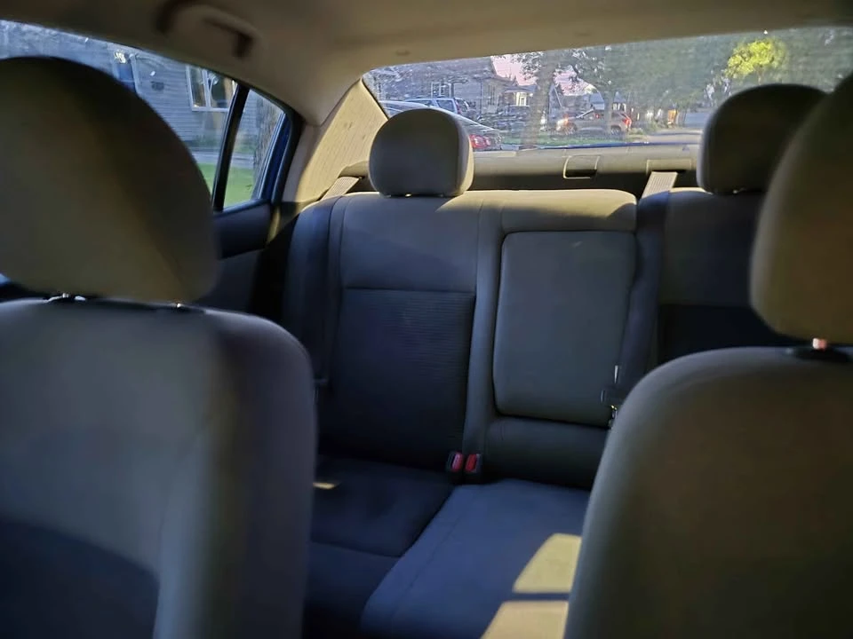 2012 Nissan Sentra - Image 5 of 7