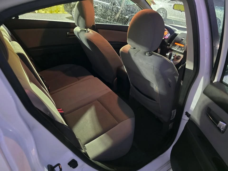 2012 Nissan Sentra - Image 5 of 6