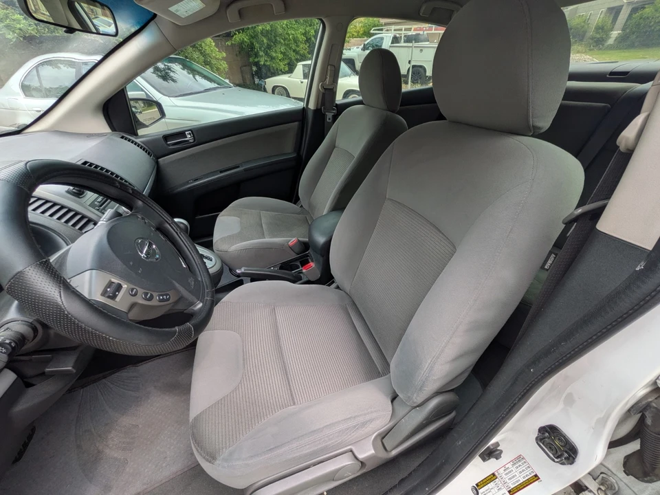 2012 Nissan Sentra 6th Gen - Image 11 of 31