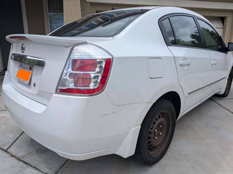 2012 Nissan Sentra 6th Gen - Image 6 of 31