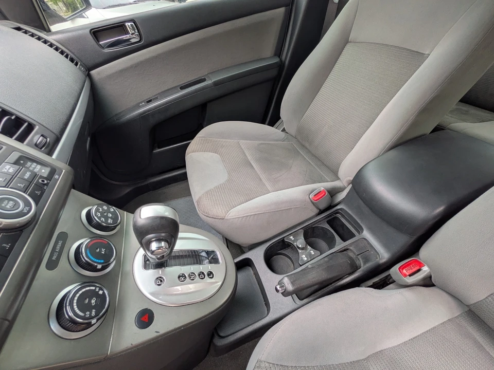 2012 Nissan Sentra 6th Gen - Image 15 of 31