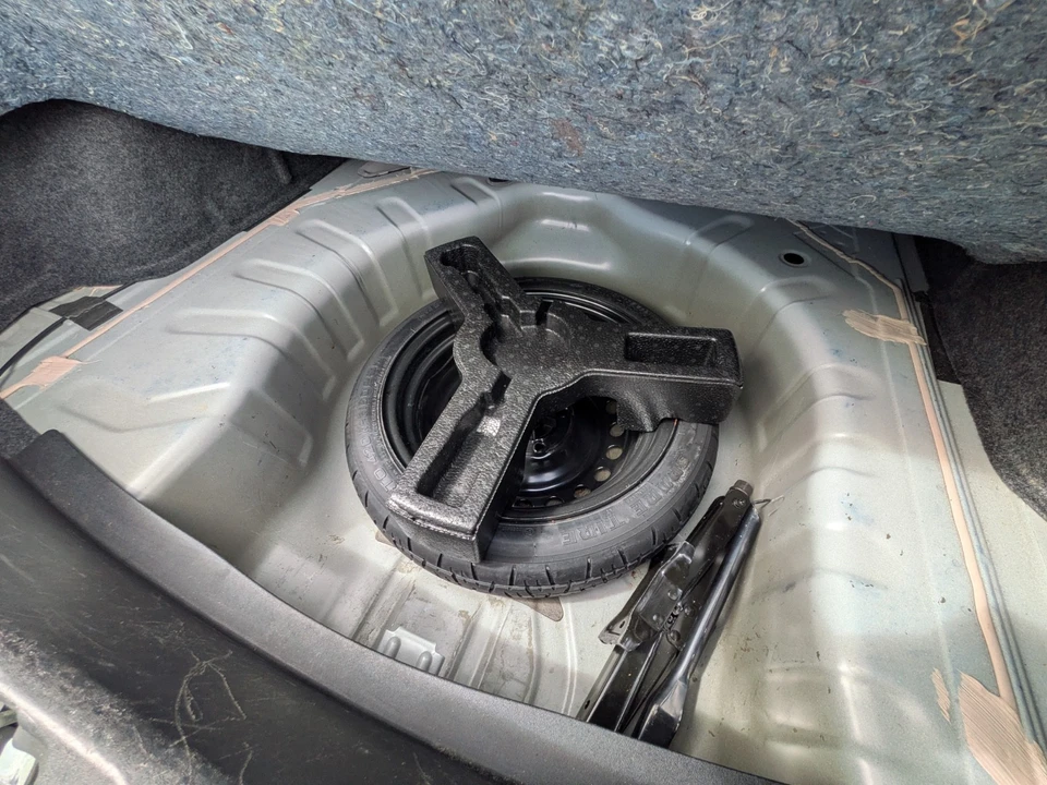 2012 Nissan Sentra 6th Gen - Image 31 of 31