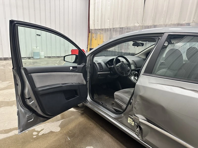 2012 Nissan Sentra - Image 8 of 21