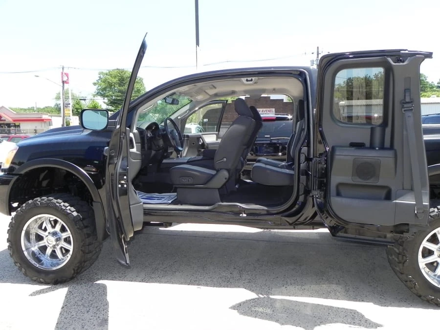 2012 Nissan Titan 1st Gen - Image 4 of 8