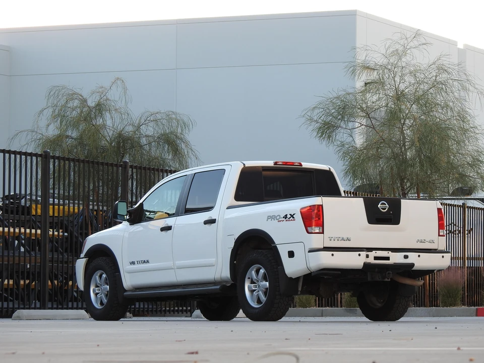 2012 Nissan Titan 1st Gen - Image 17 of 31
