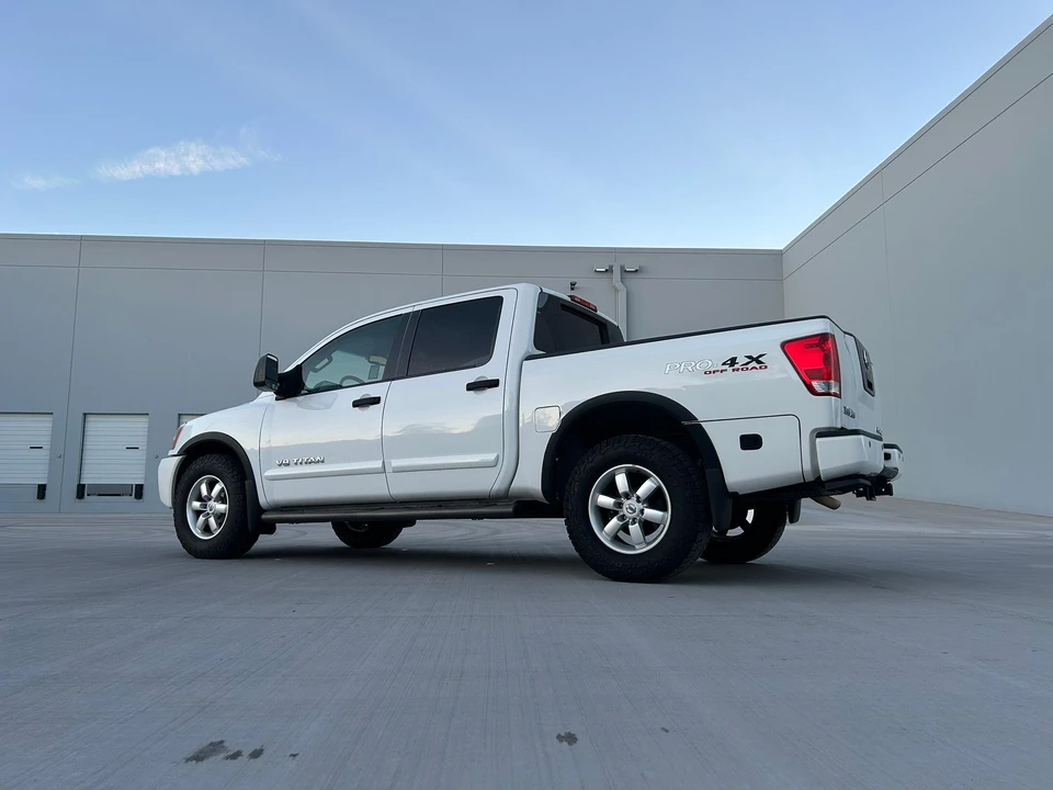 2012 Nissan Titan 1st Gen - Image 16 of 31