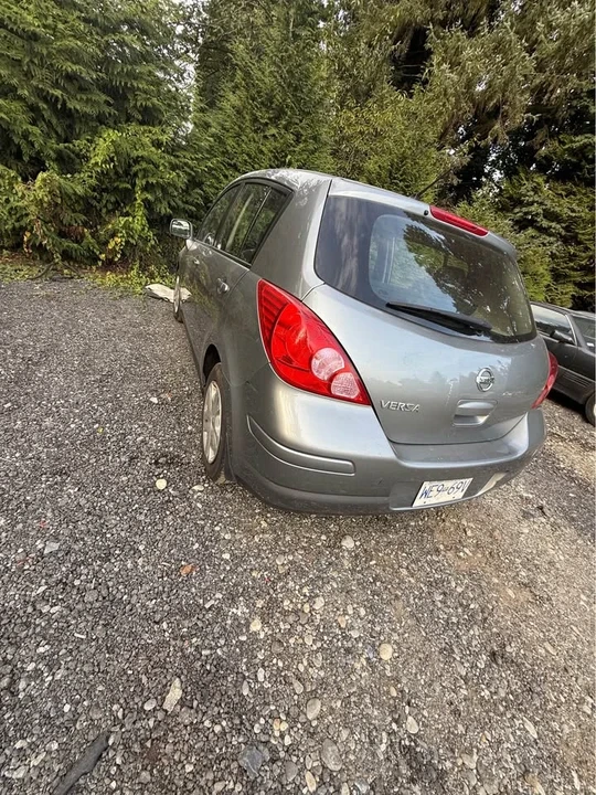 2012 Nissan Versa - Image 3 of 14