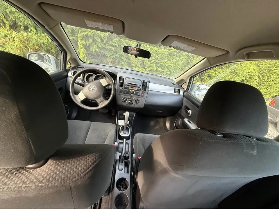 2012 Nissan Versa - Image 7 of 14