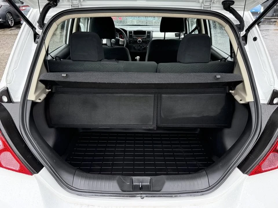 2012 Nissan Versa - Image 16 of 19