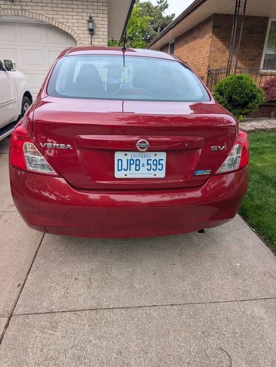 2012 Nissan Versa - Image 2 of 5