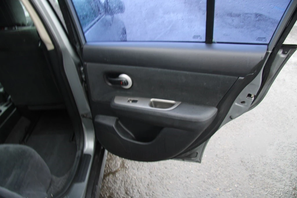 2012 Nissan Versa - Image 21 of 21