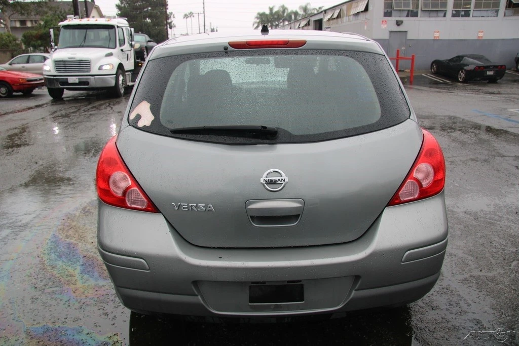 2012 Nissan Versa - Image 5 of 21