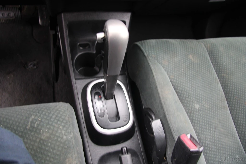 2012 Nissan Versa - Image 16 of 21