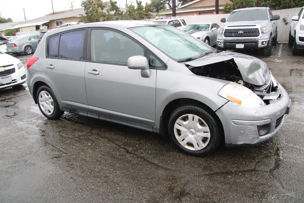 2012 Nissan Versa - Image 7 of 21
