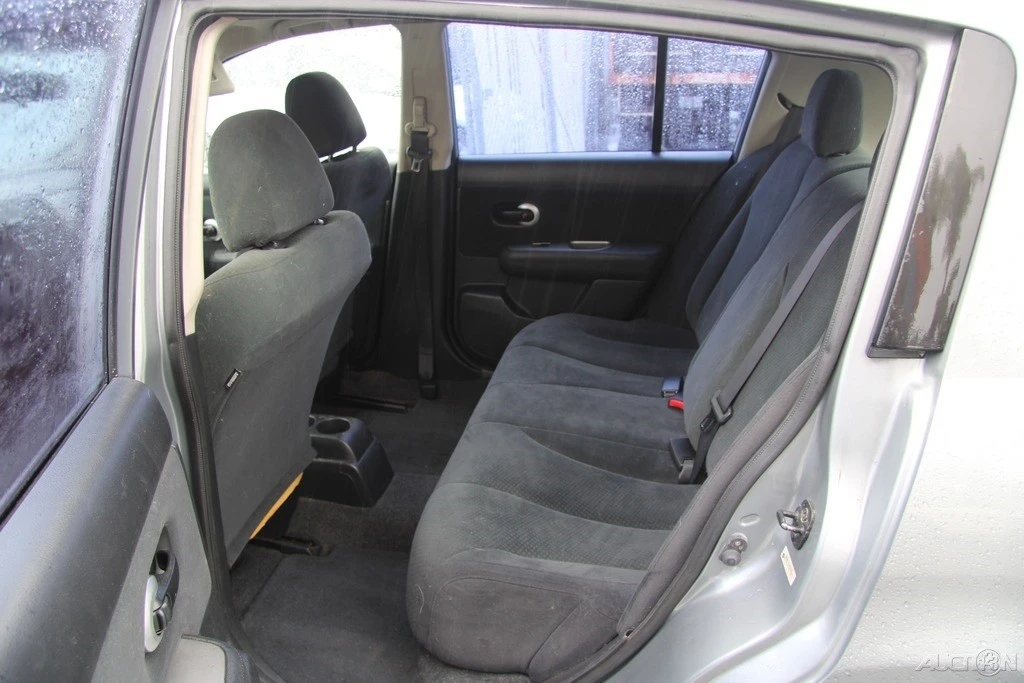 2012 Nissan Versa - Image 18 of 21