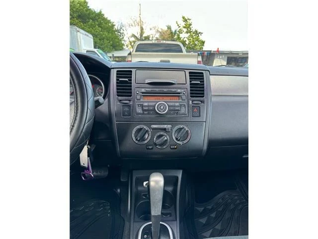 2012 Nissan Versa - Image 17 of 21