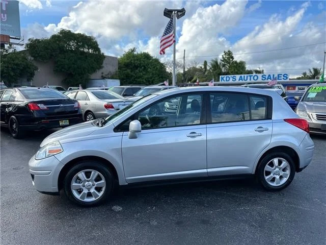 2012 Nissan Versa - Image 3 of 21