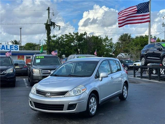 2012 Nissan Versa - Image 2 of 12