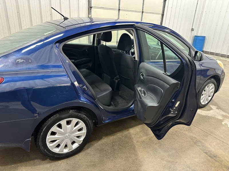 2012 Nissan Versa - Image 14 of 21