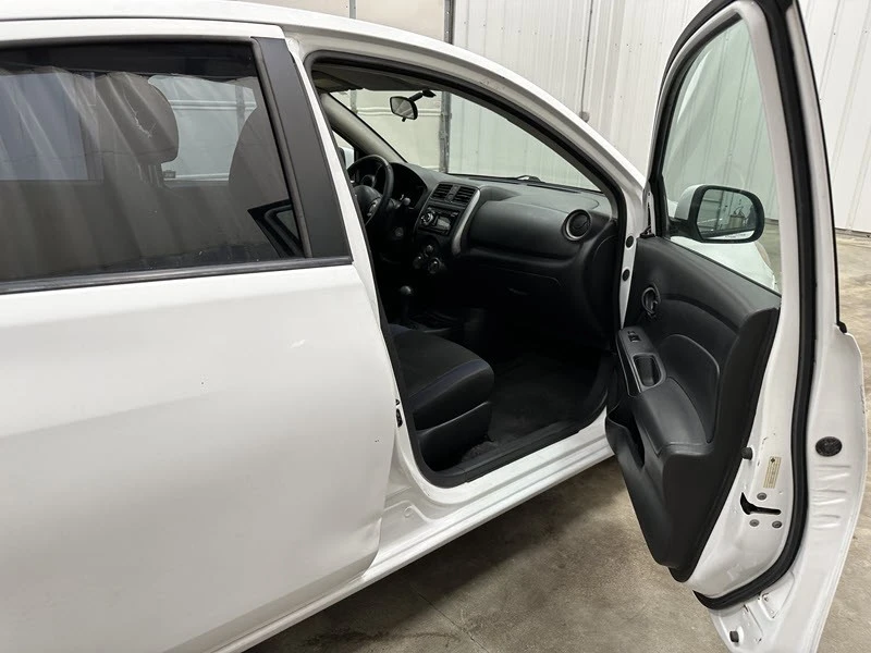 2012 Nissan Versa - Image 20 of 21