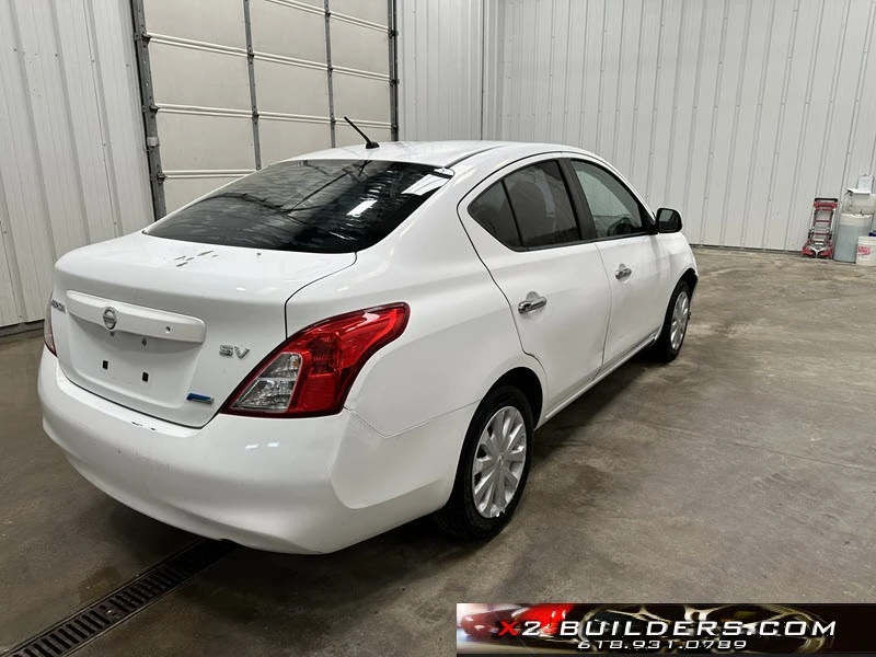 2012 Nissan Versa - Image 4 of 21