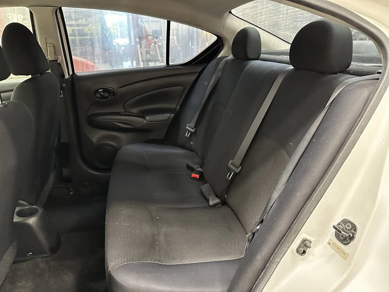 2012 Nissan Versa - Image 14 of 21