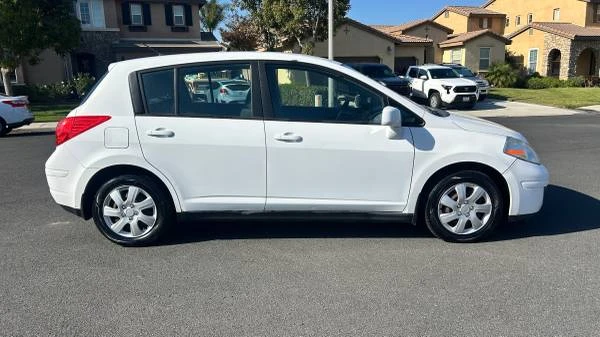 2012 Nissan Versa - Image 5 of 14