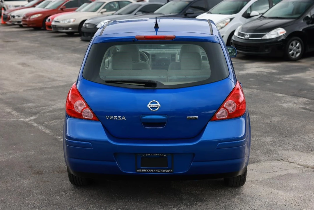2012 Nissan Versa - Image 9 of 21