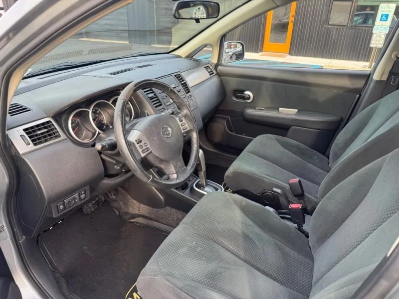 2012 Nissan Versa - Image 5 of 11