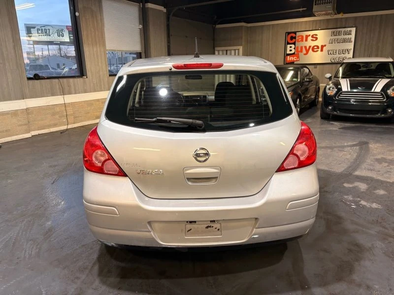 2012 Nissan Versa - Image 5 of 12