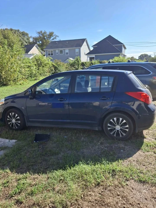 2012 Nissan Versa - Image 7 of 7