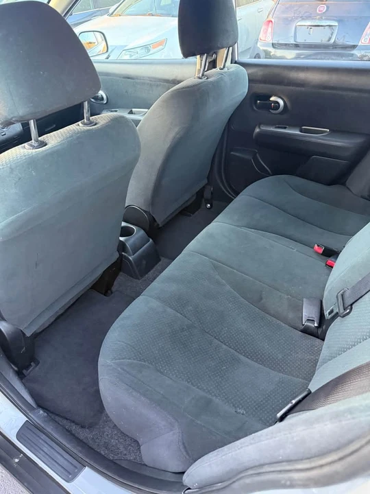 2012 Nissan Versa - Image 7 of 13