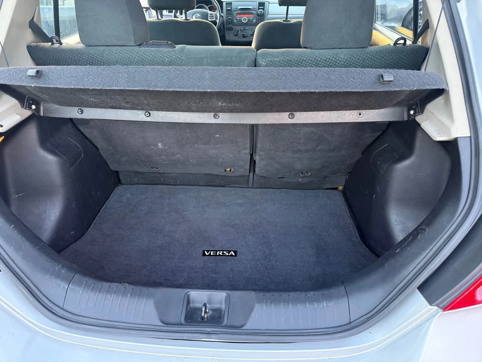 2012 Nissan Versa - Image 9 of 13