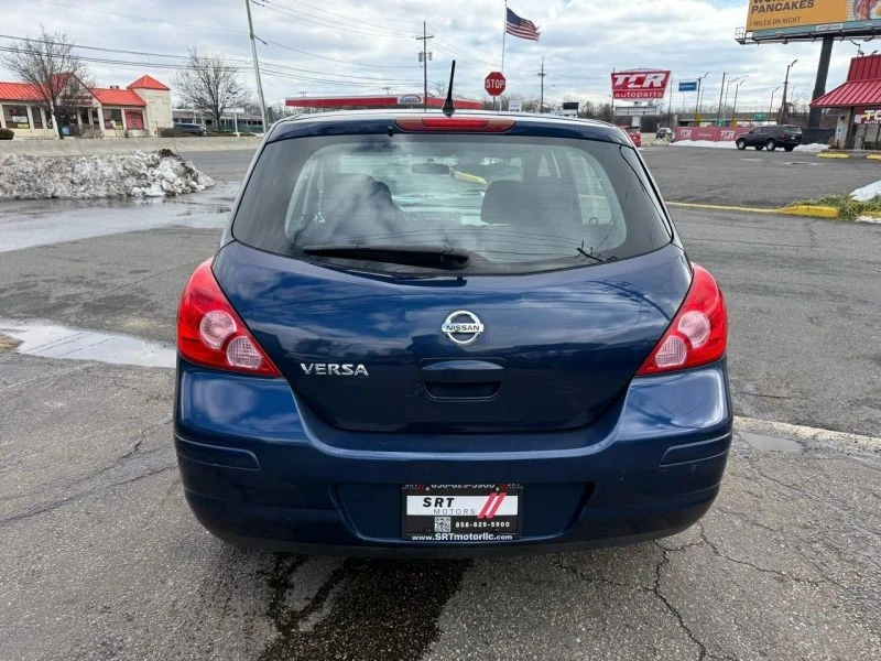 2012 Nissan Versa - Image 7 of 12