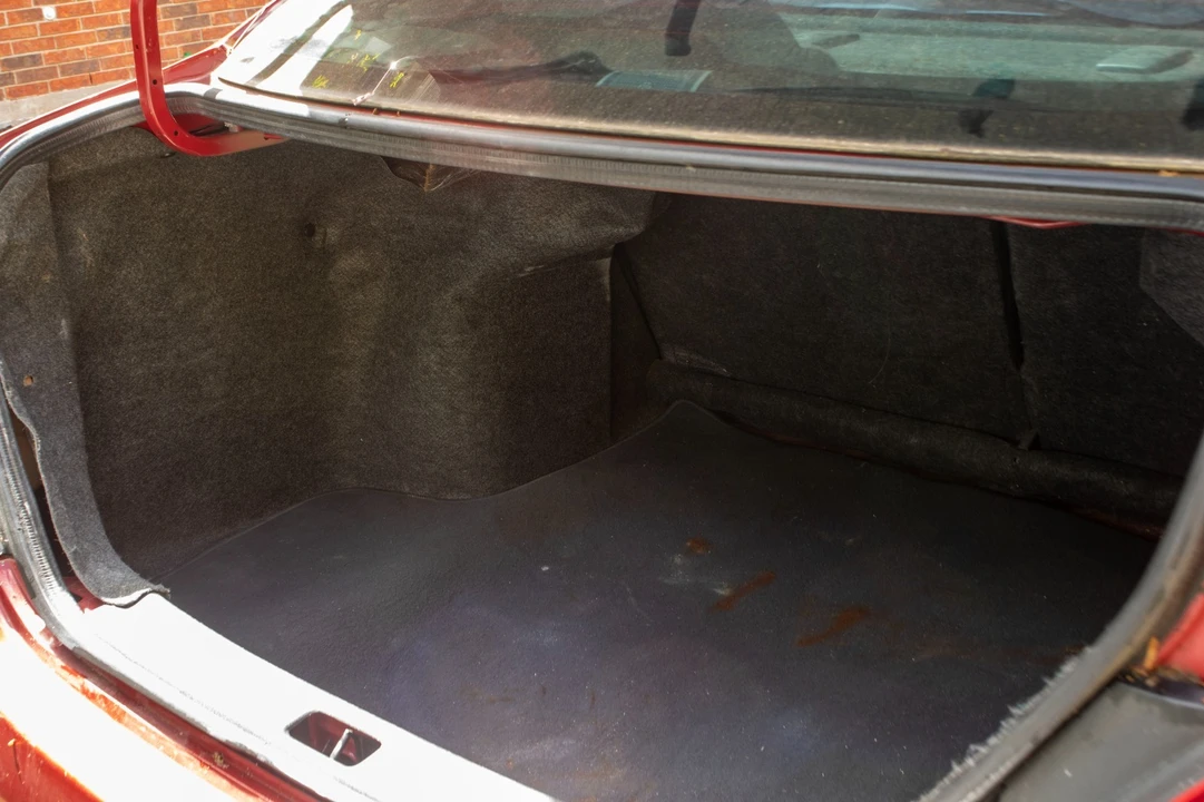 2012 Nissan Versa - Image 15 of 16