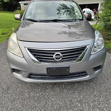 2012 Nissan Versa Sedan 4D
