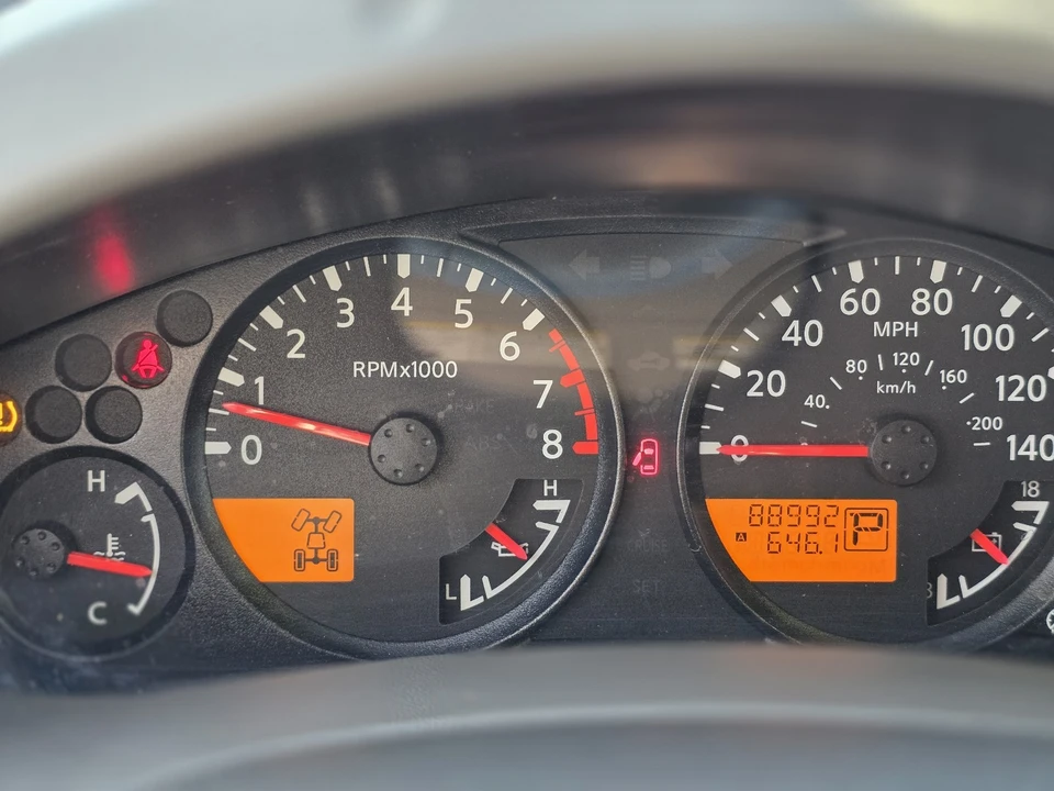 2012 Nissan Xterra 2nd Gen - Image 16 of 17