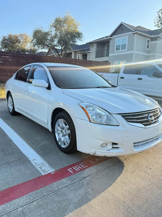 2012 Nissan Altima 4th Gen - Image 2 of 12