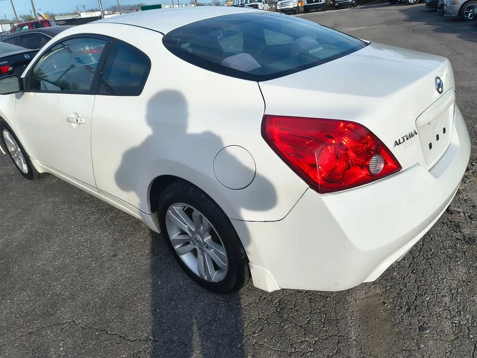 2012 Nissan Altima 4th Gen - Image 5 of 17