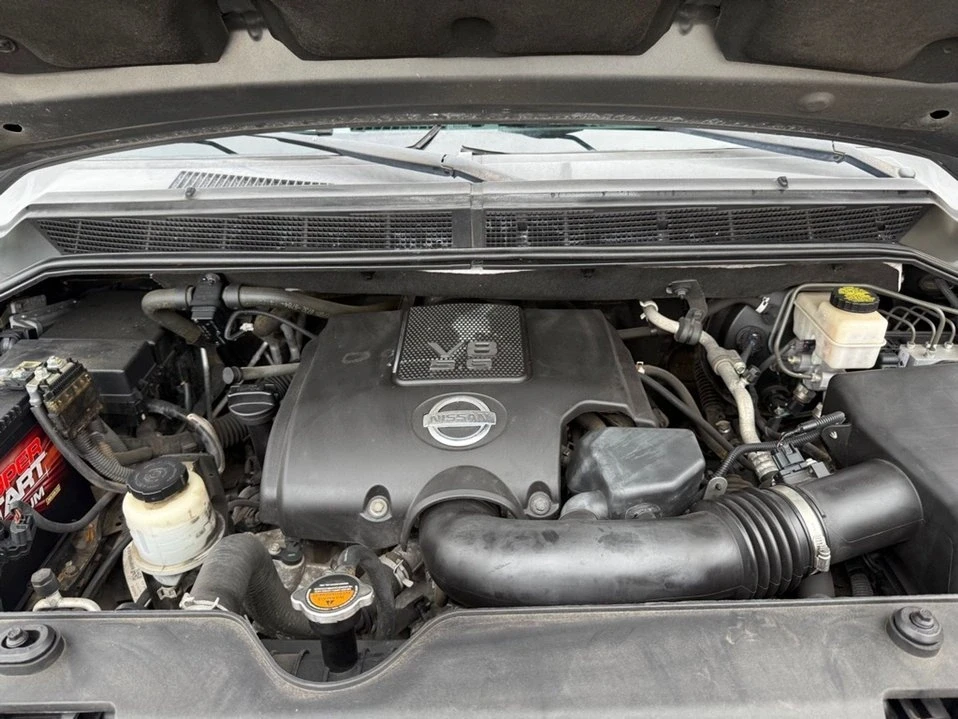 2012 Nissan Armada - Image 17 of 17