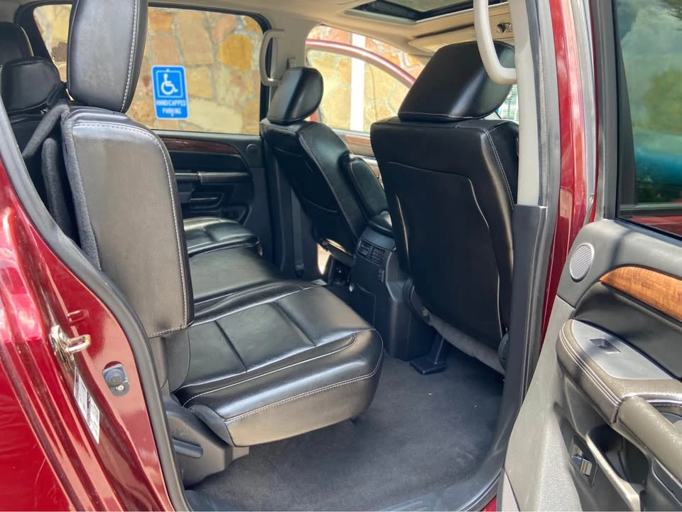 2012 Nissan Armada - Image 15 of 15