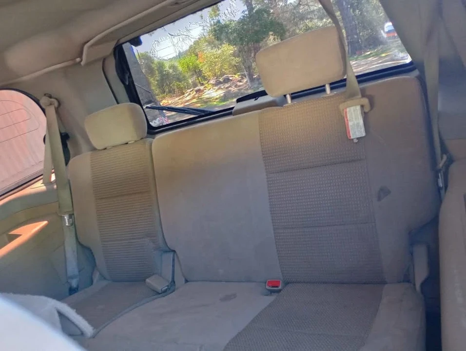 2012 Nissan Armada - Image 4 of 11