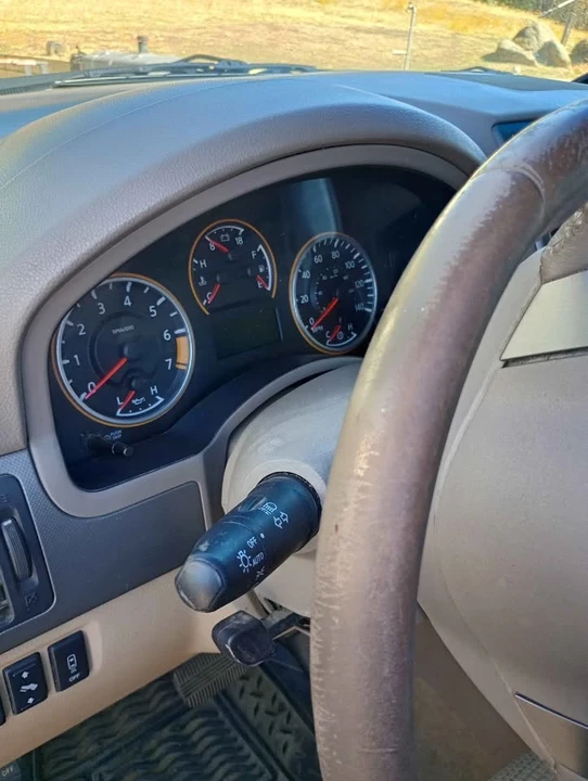 2012 Nissan Armada - Image 7 of 11