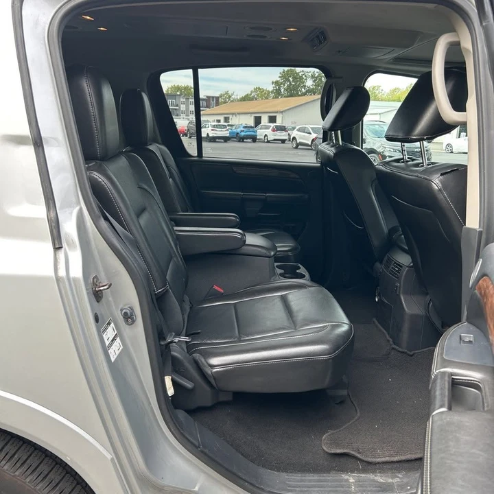 2012 Nissan Armada - Image 15 of 19
