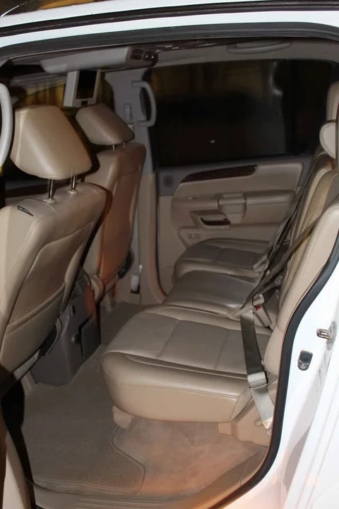 2012 Nissan Armada - Image 6 of 10