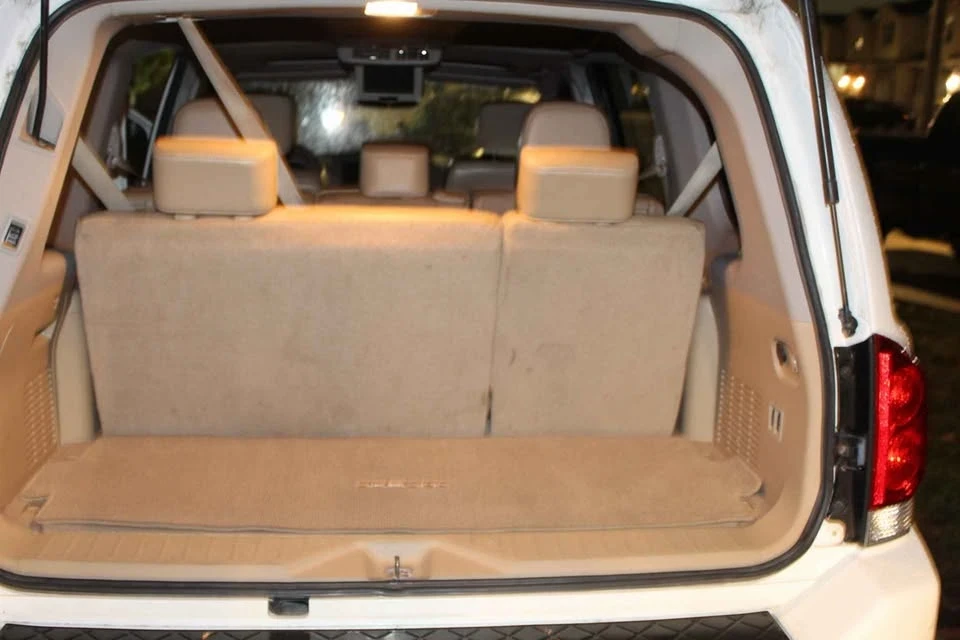 2012 Nissan Armada - Image 9 of 10
