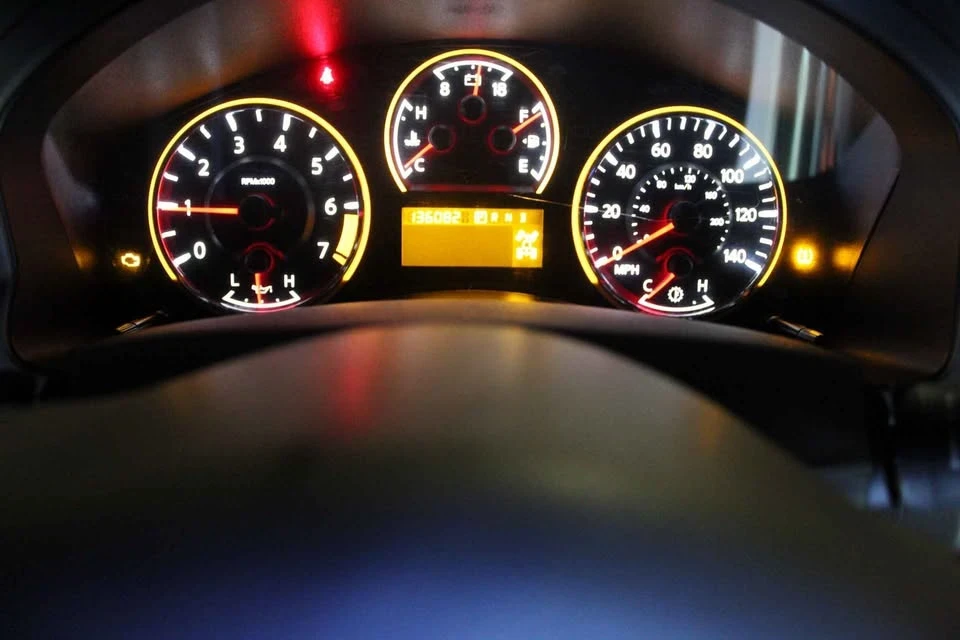 2012 Nissan Armada - Image 10 of 10